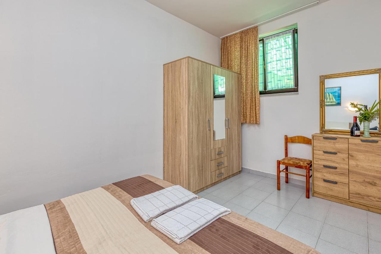 Apartments Bastovanovic Rovinj Exterior photo