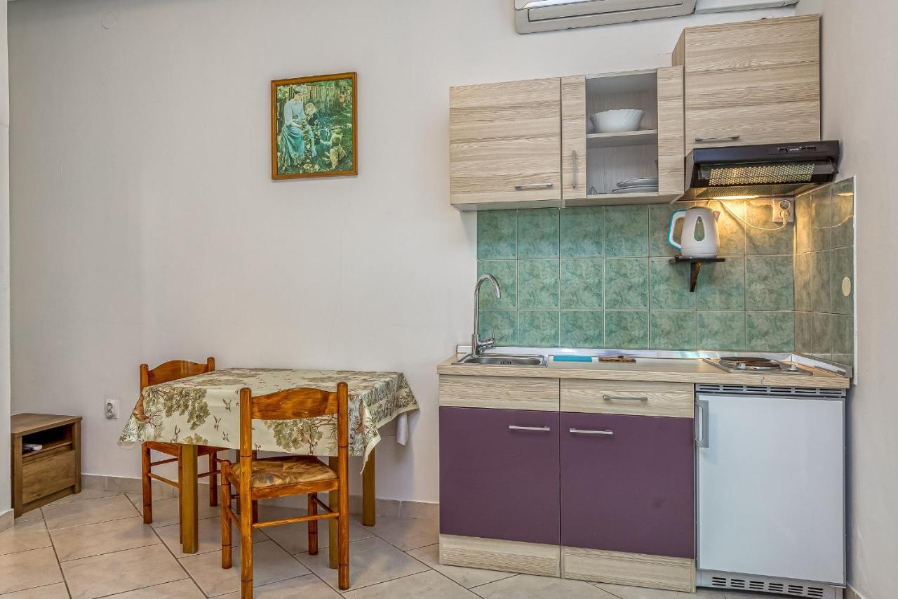 Apartments Bastovanovic Rovinj Exterior photo